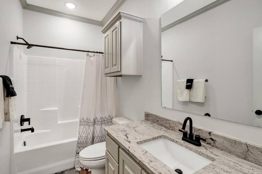 Alamo Luxury Living Up To 11 Villa Тилер Екстериор снимка